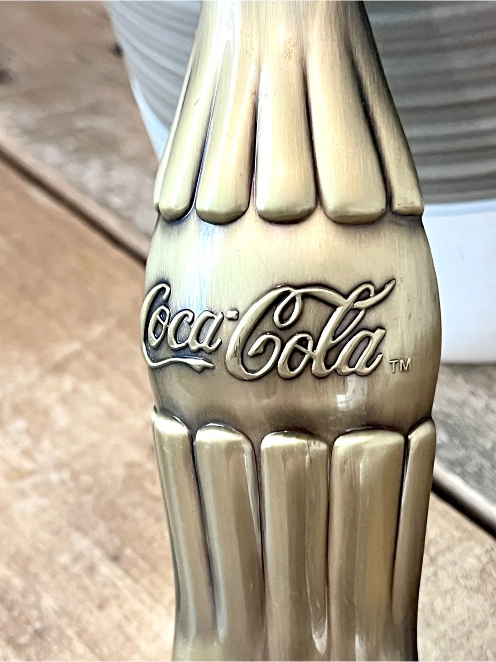 Coca Cola add classic